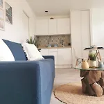 Le Trekking *studio 30m²*wifi*parking Prive*calme Apartment